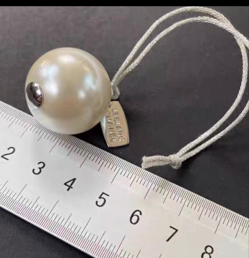 Chanel fake pearl Charm key Chain