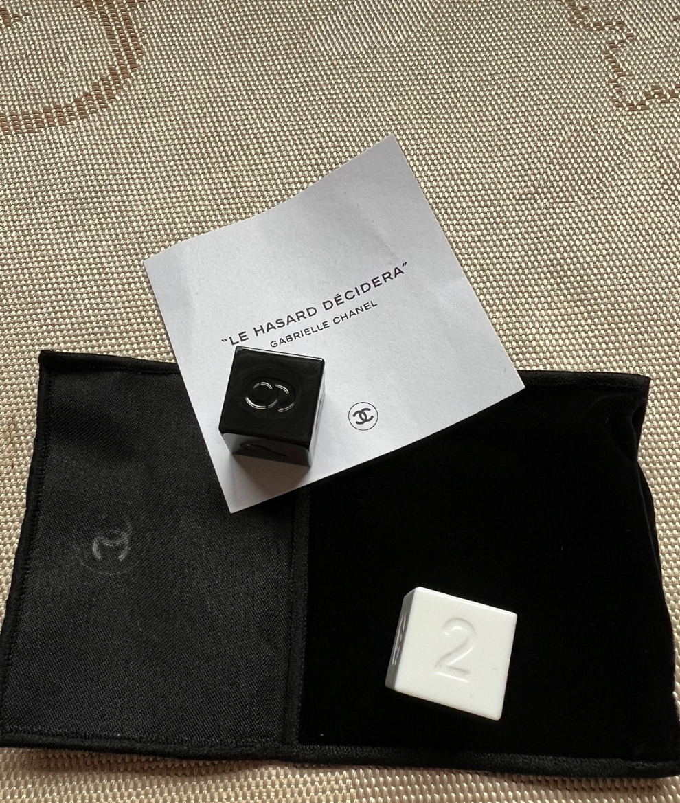 Chanel le hasard dice set of 2pcs rare