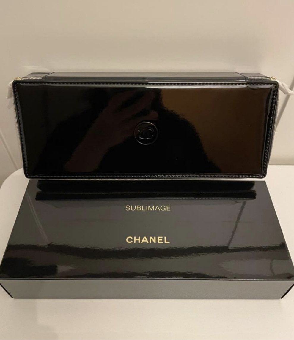 Chanel sublimage Patent accessories storage case