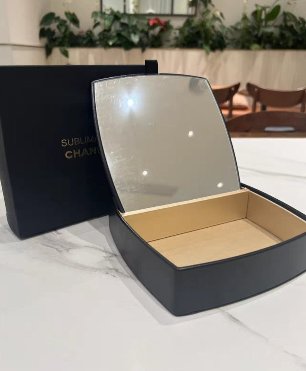 Sublimage Chanel mirror case VIP Gift 2024