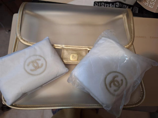Chanel Sublimage Wash bag with hairband and hand towel