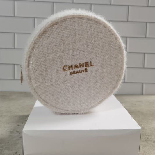 Chanel Snowy white Makeup Round Pouch bag 2024 VIP GIFT
