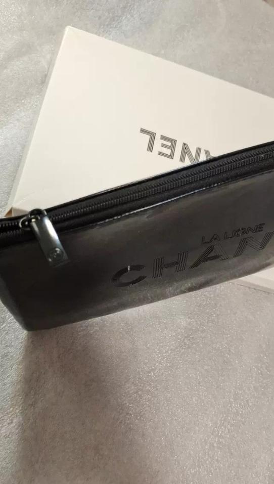 Chanel LA Ligne chanel Black Patent Makeup Pouch bag in Box