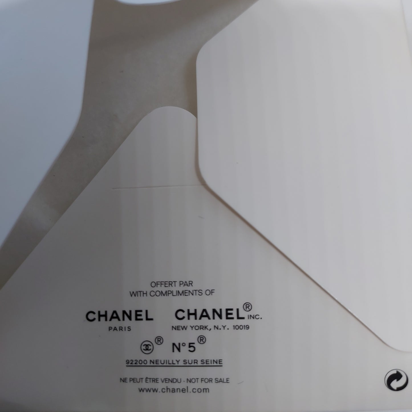 Chanel No.5 Premier Eau Key Chain Charm Miniature with 2ml Eau de perfume