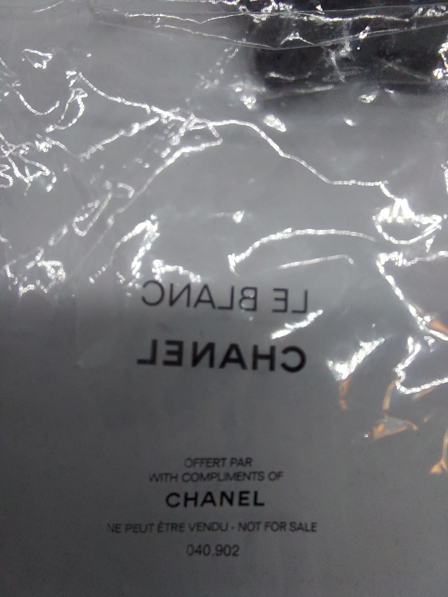 Chanel Le Blanc fake Pearl Pin brooch Rare with velvet pouch