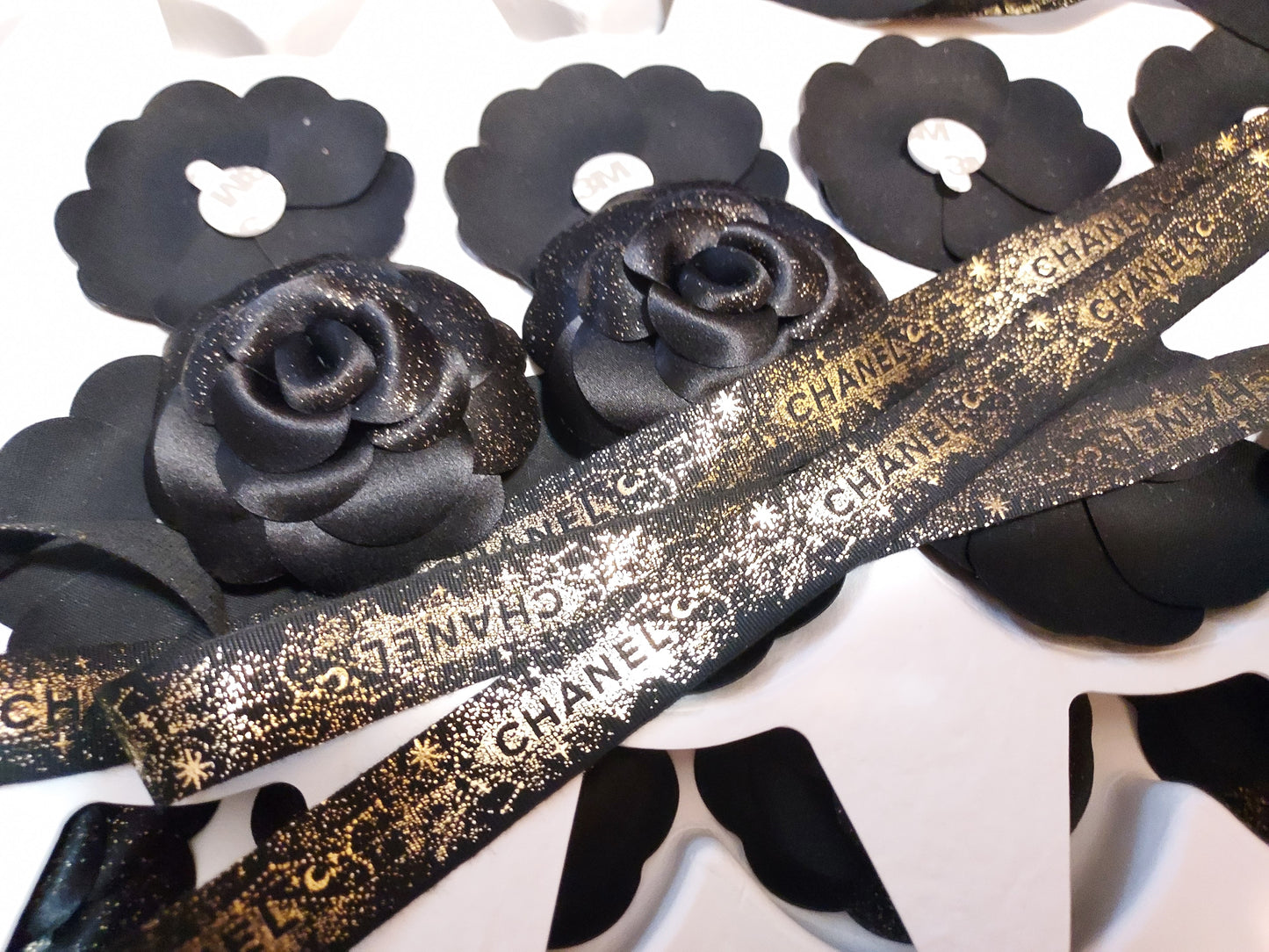 Chanel Christmas Camellia + 2m ribbon