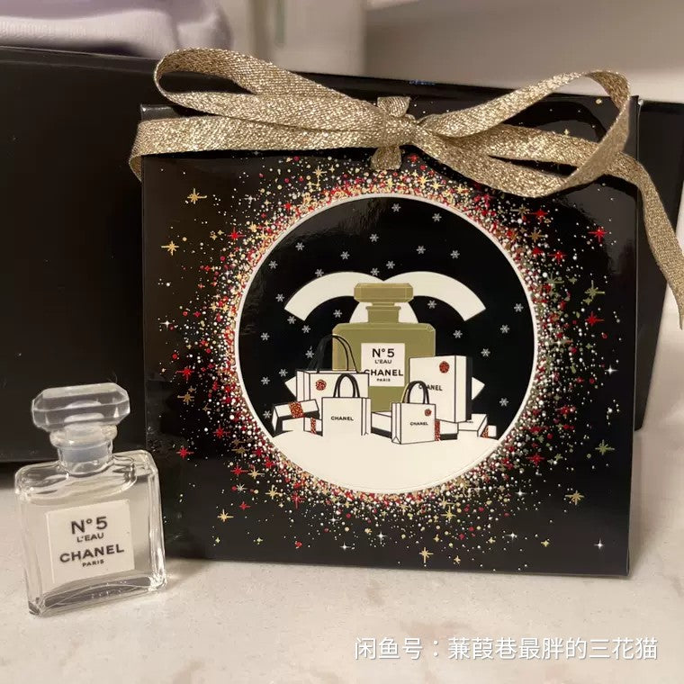 No. 5 L'EAU EAU DE TOILETTE 1.5ml miniature holiday 2019