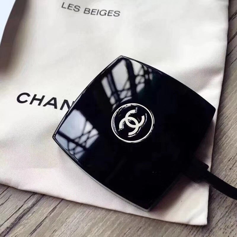 Chanel Handbag Hook VIP gift with pouch bag