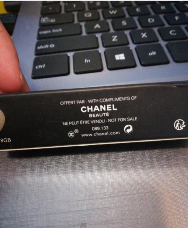 Chanel Lipstick USB Drive 8g Rare VIP Gift