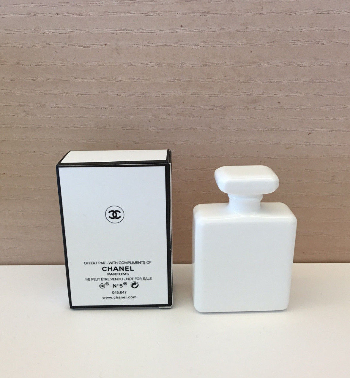 Chanel No.5 L'Eau Perfume Bottle Aroma Stone Diffuser Limited Gift