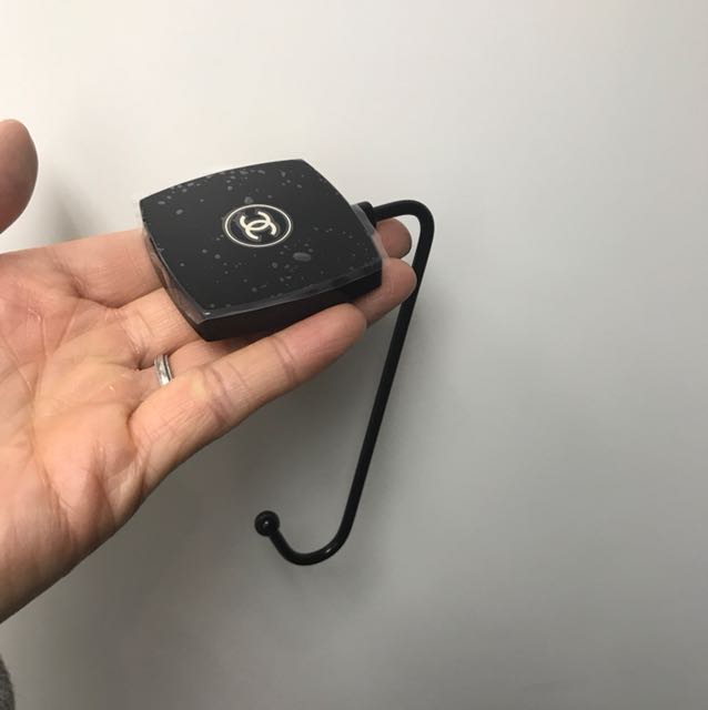Chanel Handbag Hook VIP gift with pouch bag