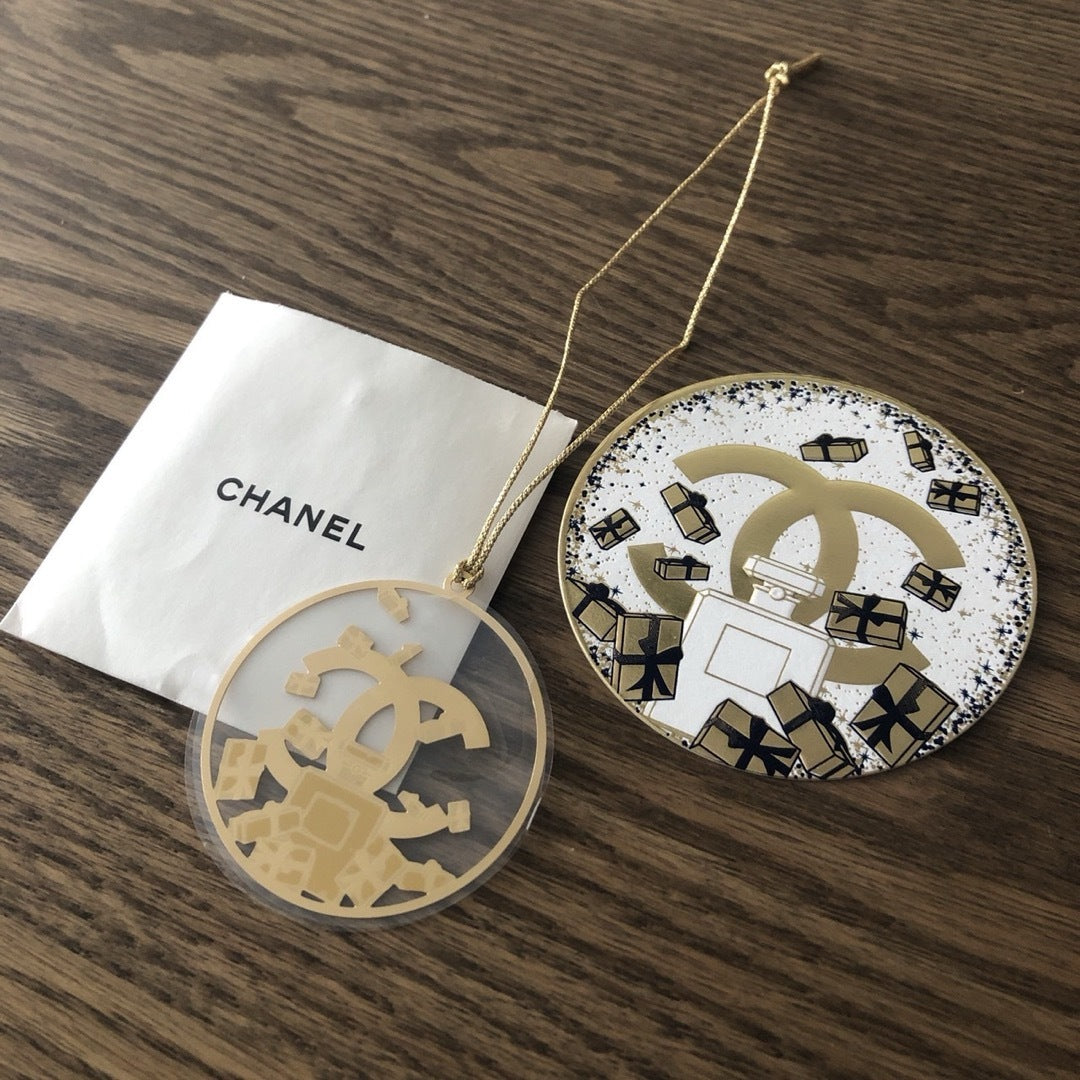 Chanel Metal Charm Wonderland Christmas 2023