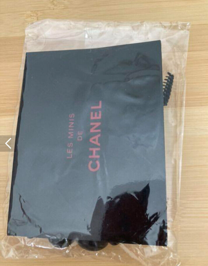 Chanel New Les Minis De Collection Pouch Mini Brush Set Kit