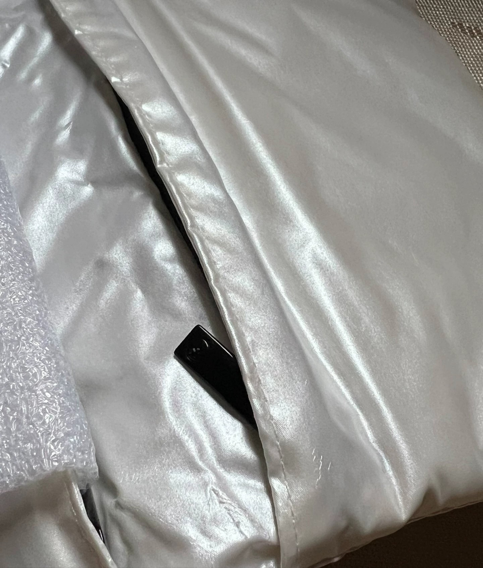 Chanel Pearl Shiny White padding pouch bag