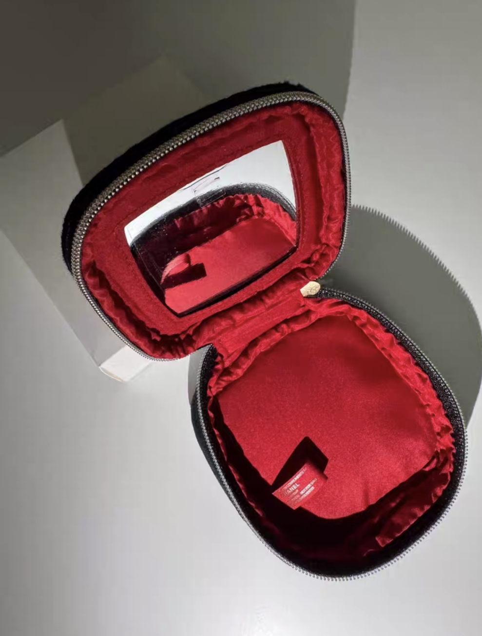 Chanel Small Lipstick Compact Velvet Pouch with Mirror  Makeup Bag  VIP gift