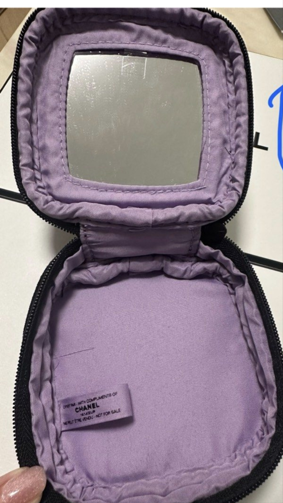 Chanel Small Lipstick Compact Velvet Pouch with Mirror  Makeup Bag  VIP gift