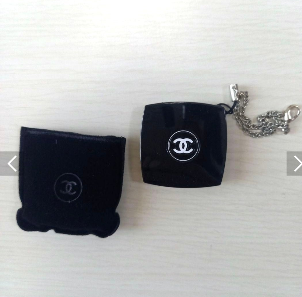 Chanel Small Mirror Key Charm VIP gift