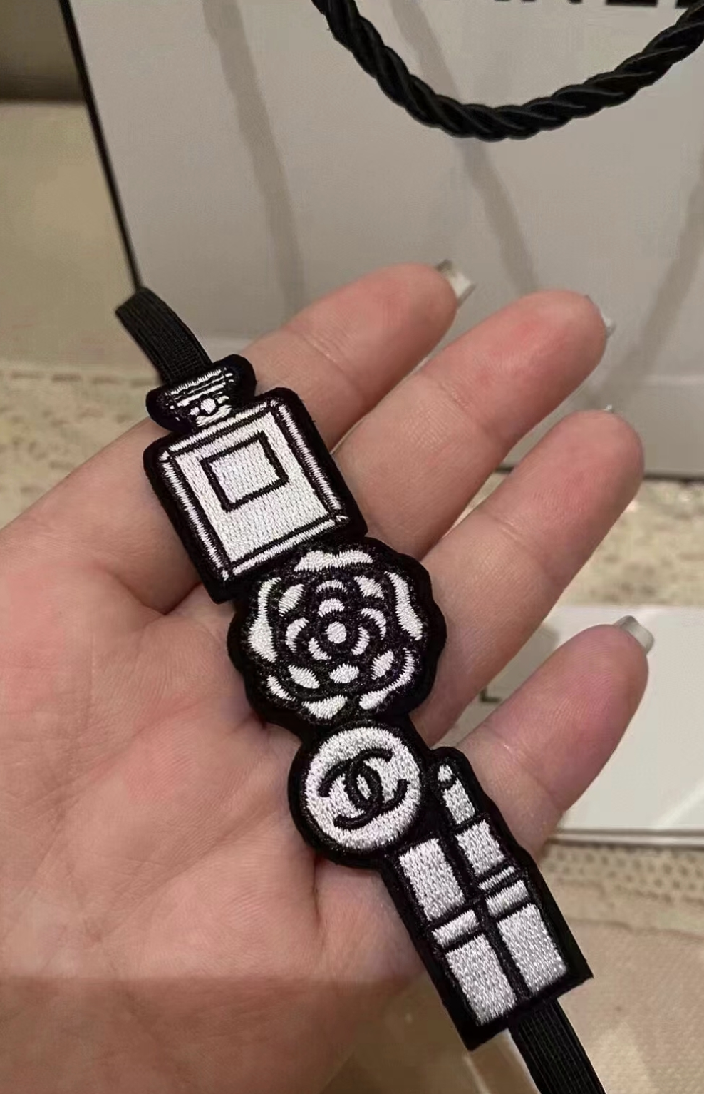 Chanel DIY Hair Band by bookmark