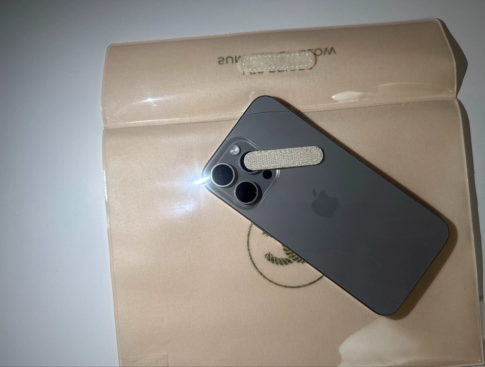 Chanel Les Beiges Creamy Canvas Envelope Bag