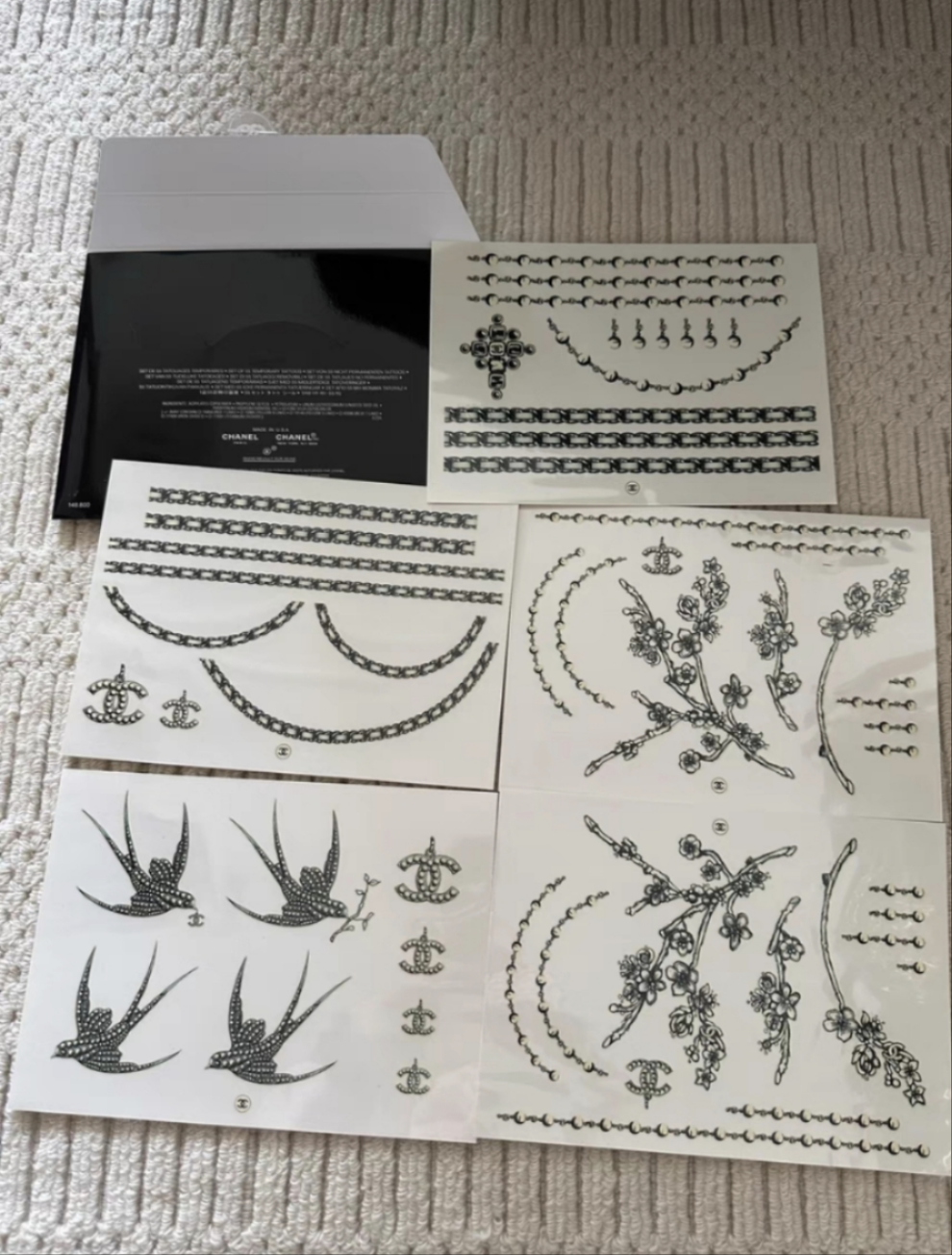 Chanel LES TROMPE L'CEIL CHANEL DESSINS DE PEAU EPHEMERES TEMPORARY SKIN ART