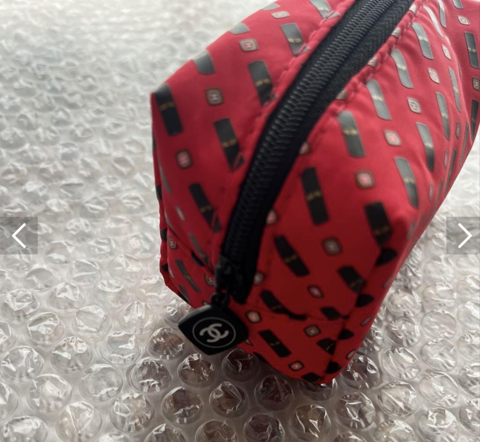 CHANEL Red polyester lipstick coins storage holder