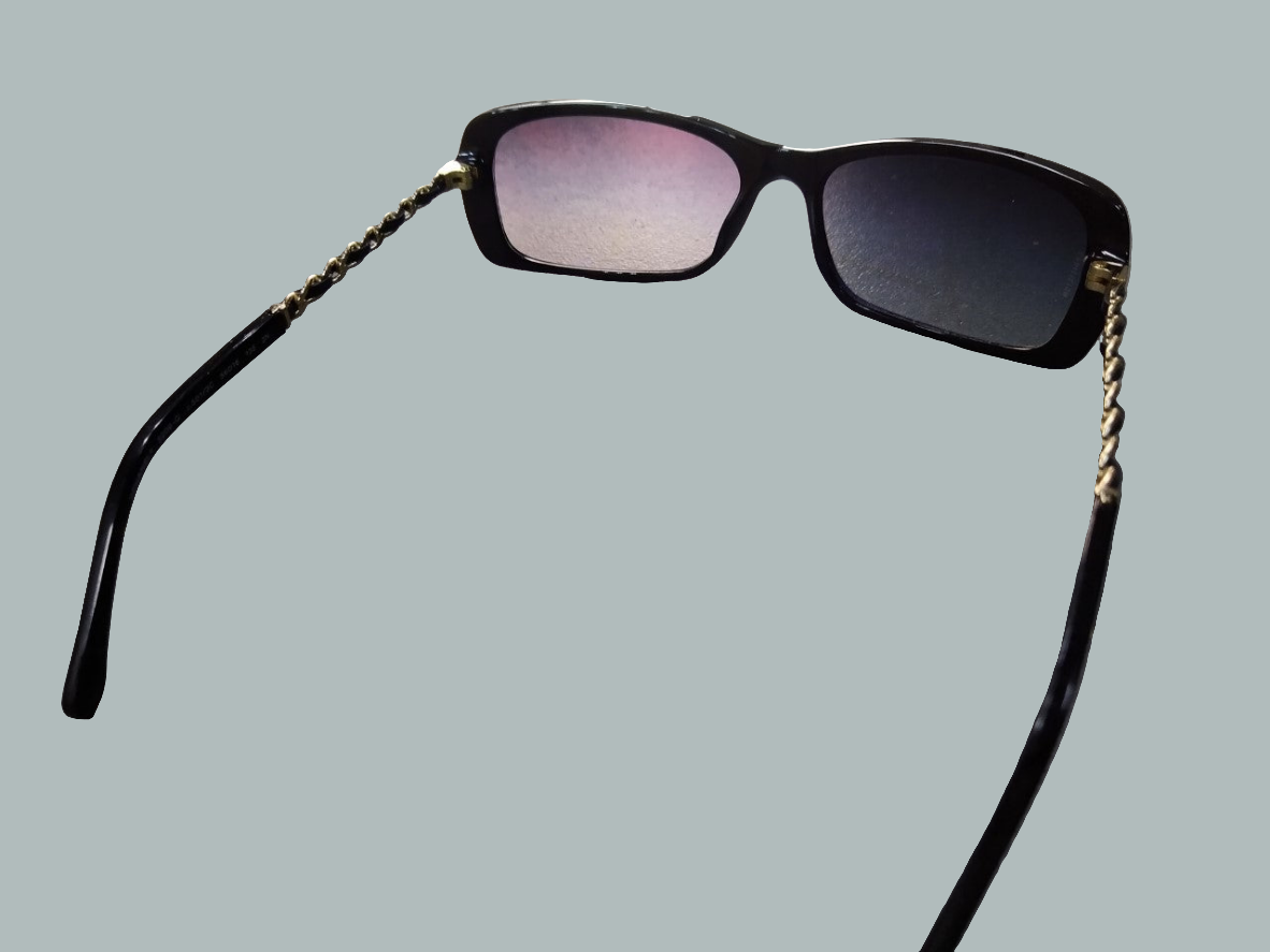 Chanel sunglasses preowned Black Frame Chain-Link Sunglasses-5209Q