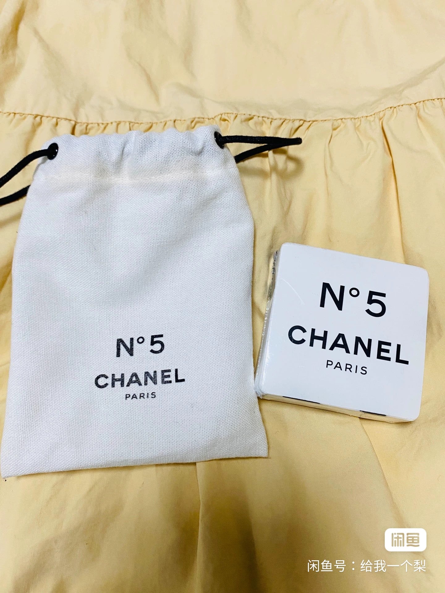 Chanel No 5 Factory  Limited Compressed Handy Face Towel