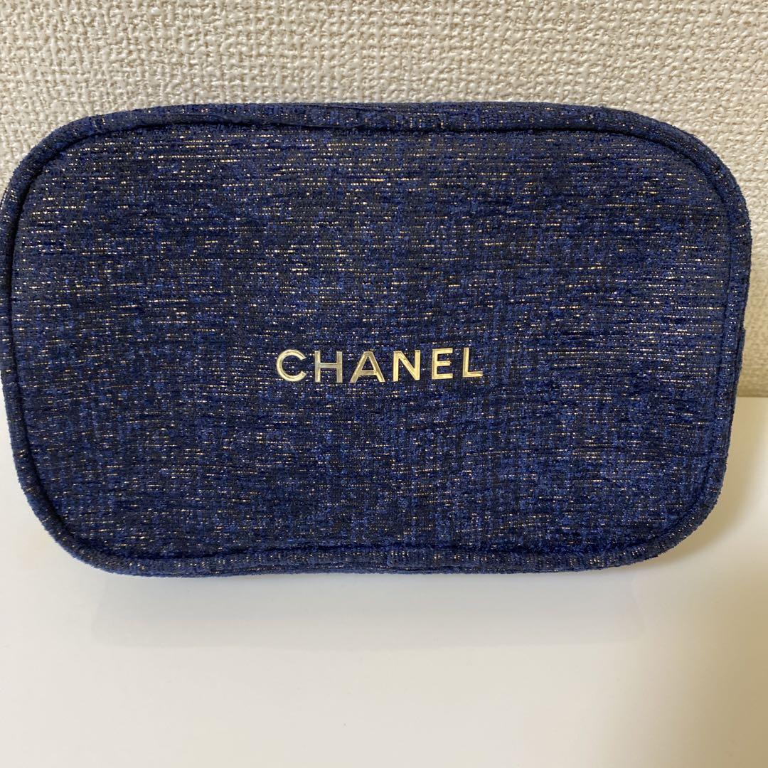 Chanel 2023 Christmas  Navy Gold tote bag with make up bag set of 2pcs