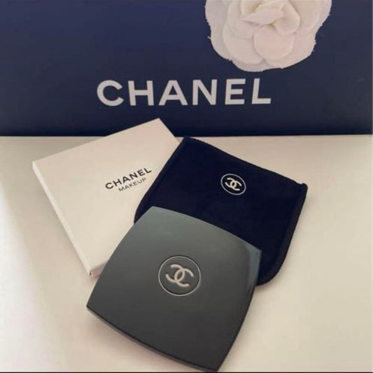 CHANEL Makeup Mirror with Velvet Pouch Bag VIP Gift 2024