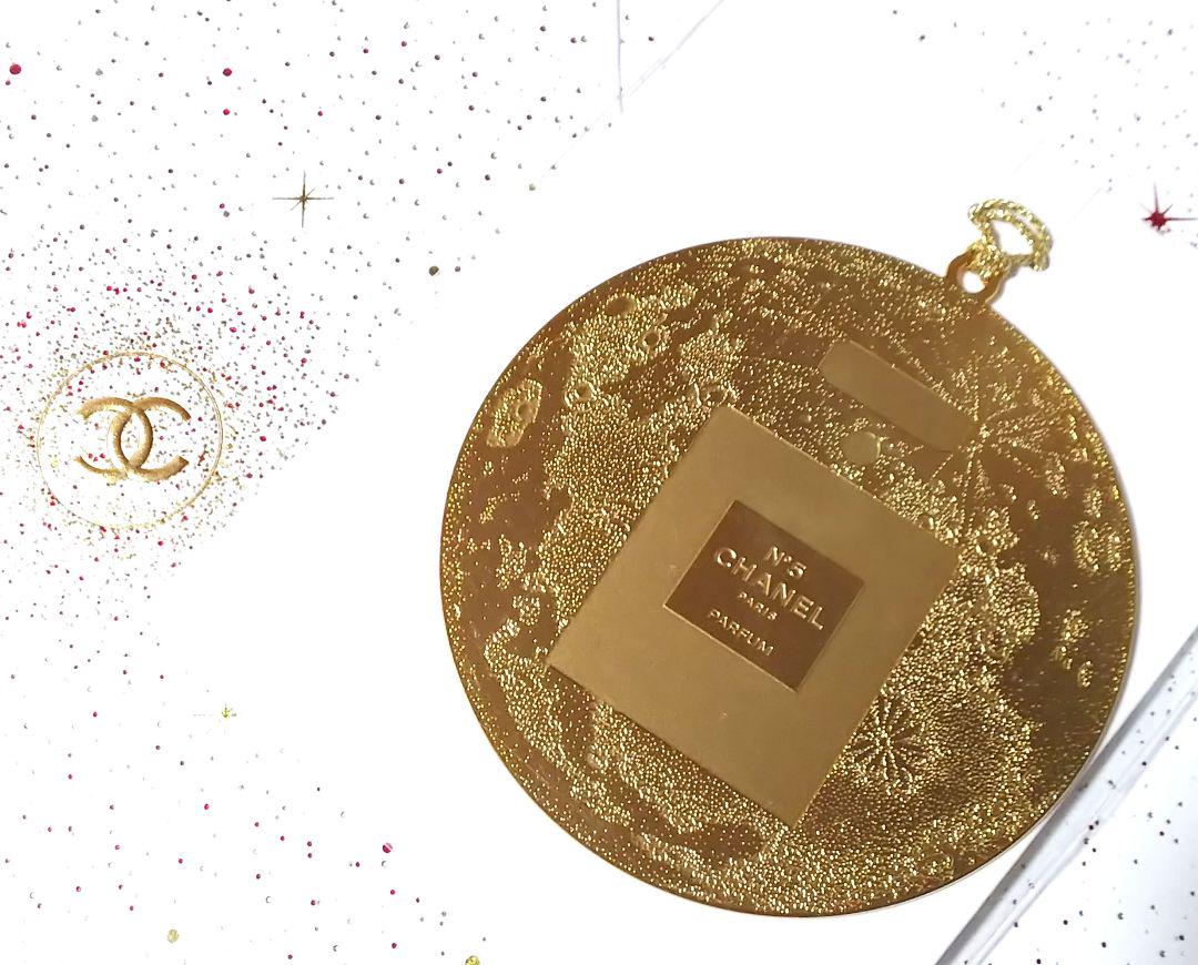 Chanel Seasonal gold Metal charm logo collectable