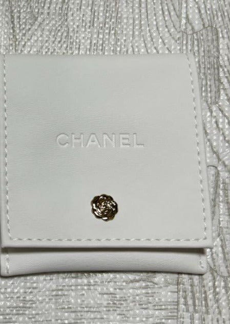 Chanel Novelty Fine Jewelry Coco Crush Accessories Leather Pouch