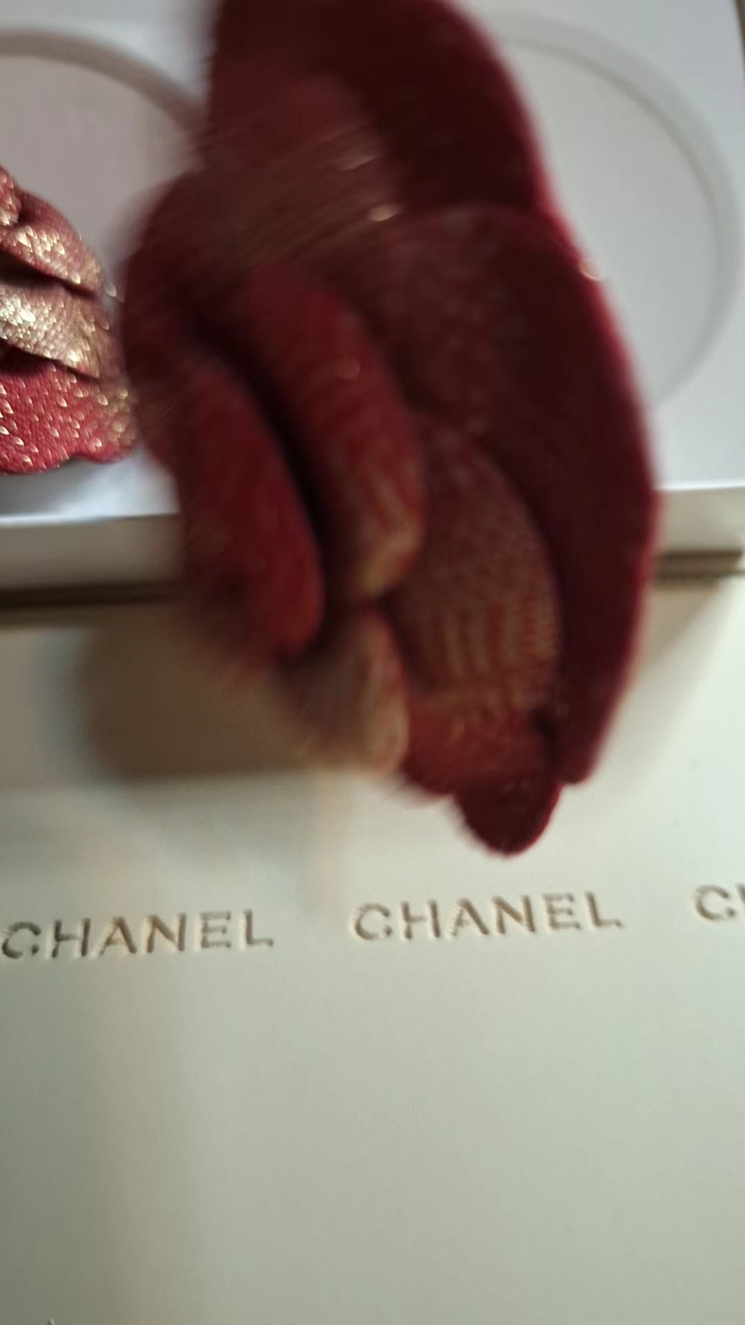 2023 Chanel Seasonal 3D camellia set of pcs Beaute Gift x 1 set