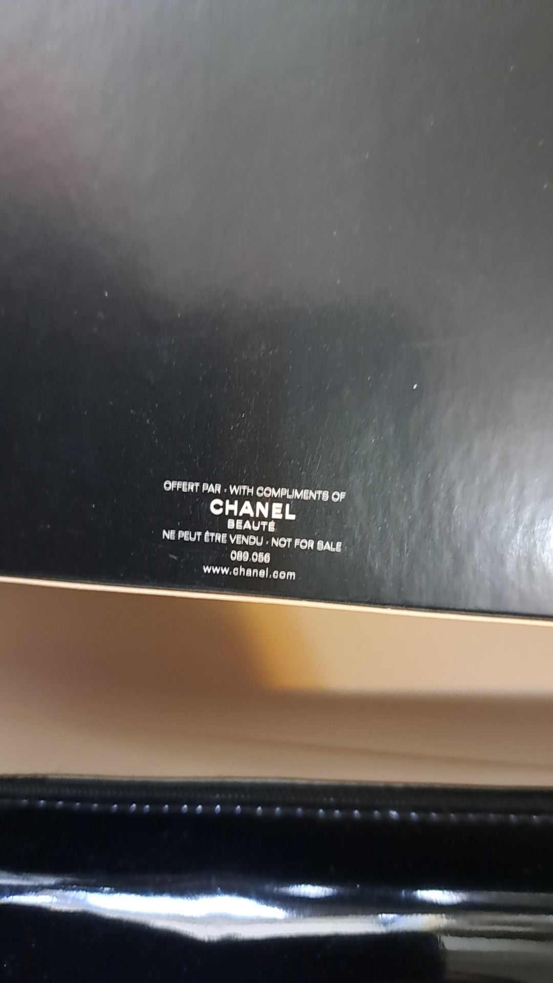 Chanel beauty Patent Makeup Pouch Bag