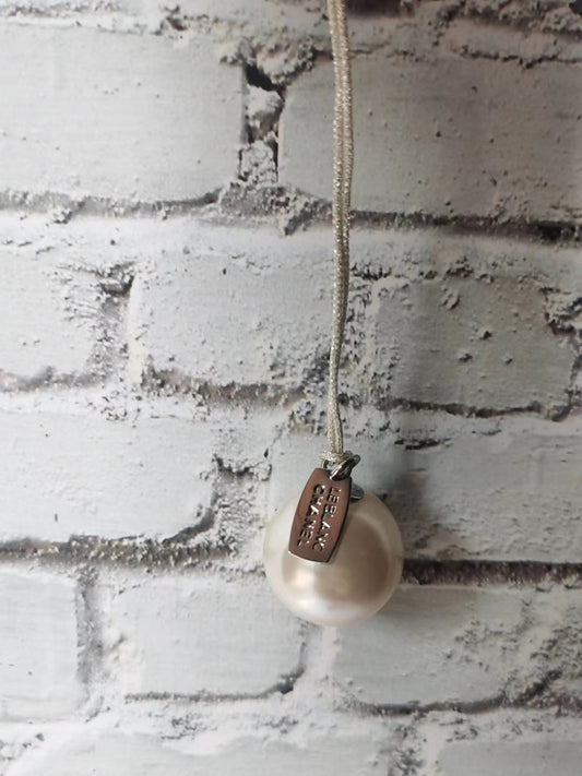 Chanel fake pearl Charm key Chain