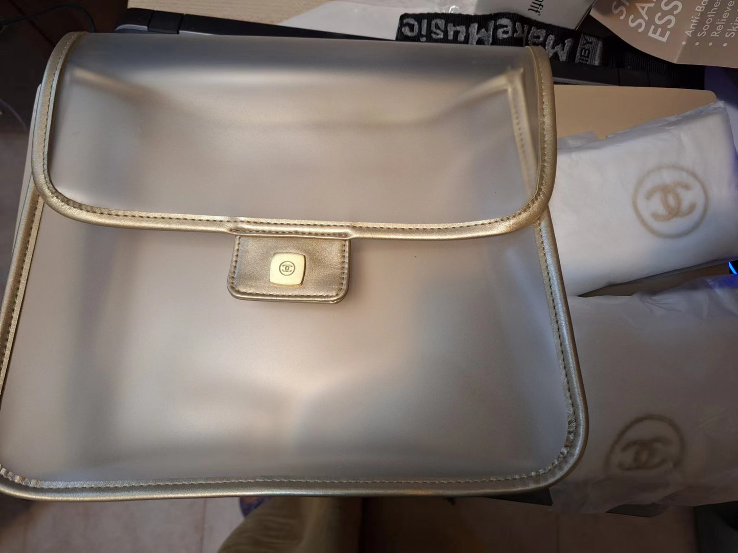 Chanel Sublimage Wash bag with hairband and hand towel