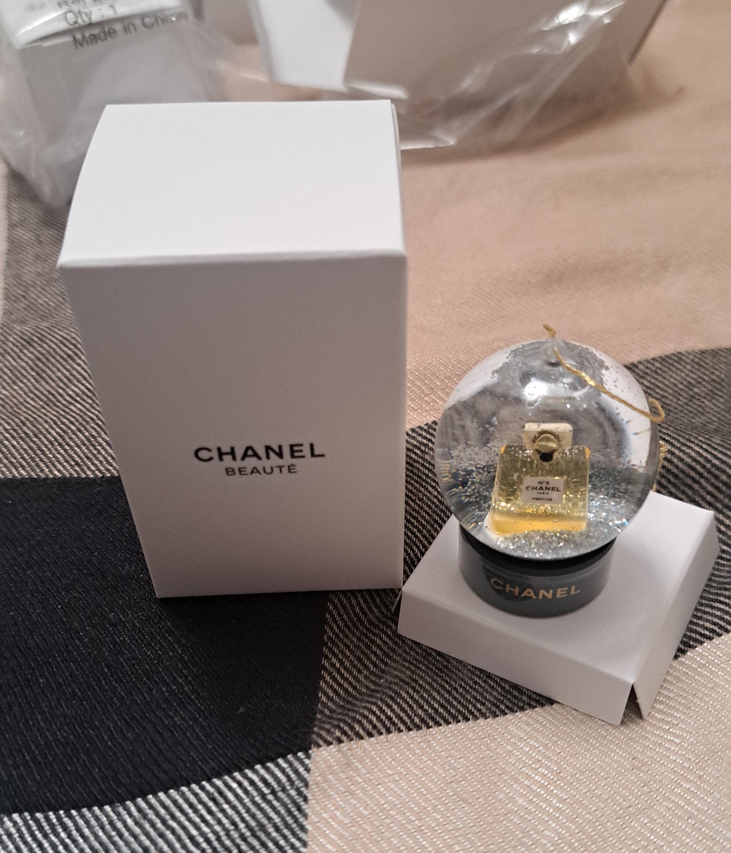 CHANEL No. 5 Perfume Bottle Mini Small Snow Globe 2025 Gift