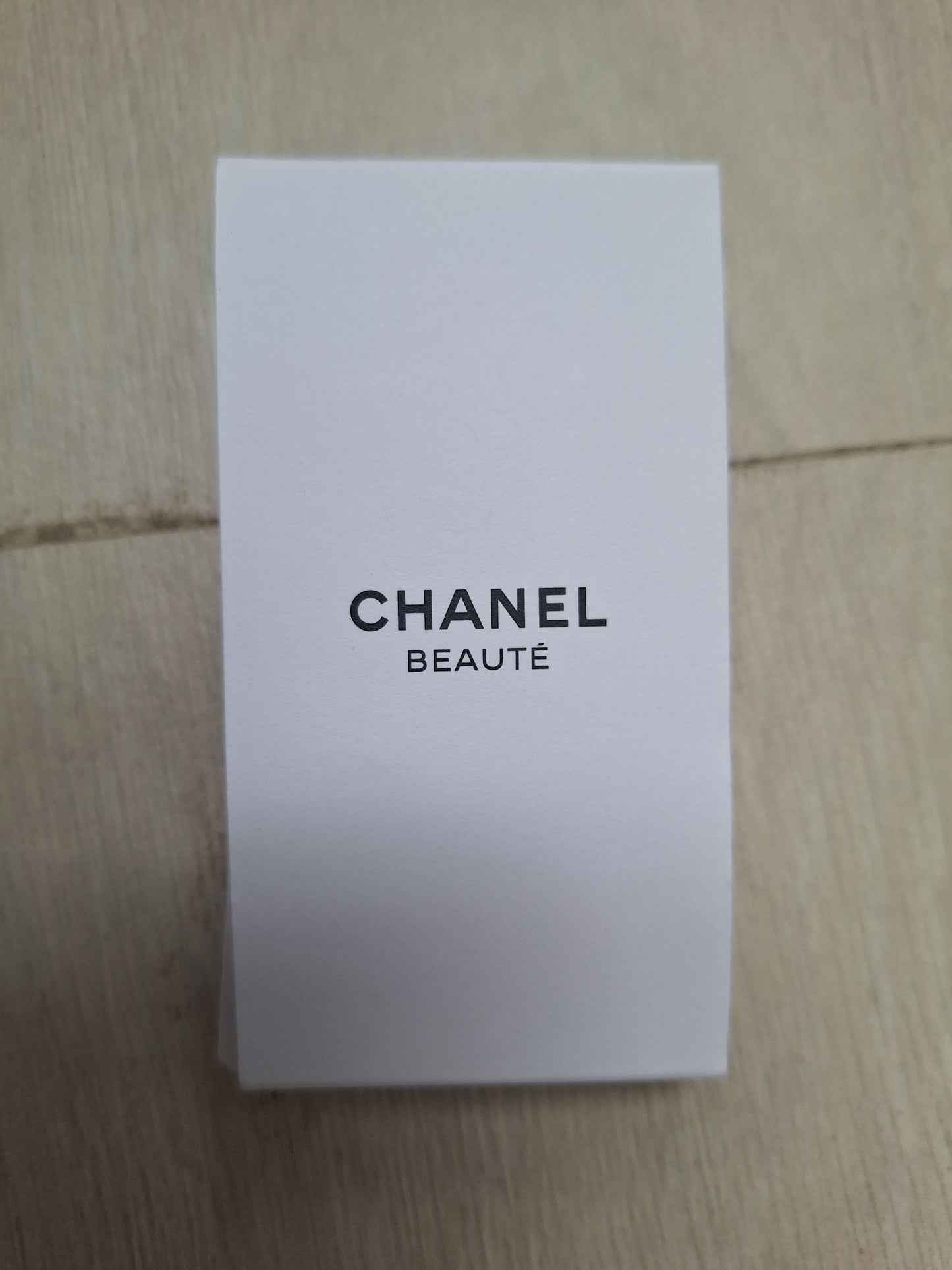 Chanel 2026 Mother's Day Camellia hair clips set
