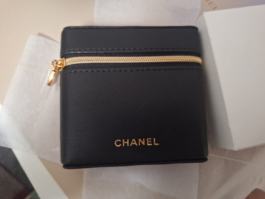 Chanel Small leather Lipstick zipped Pouch with mirror VIP gift