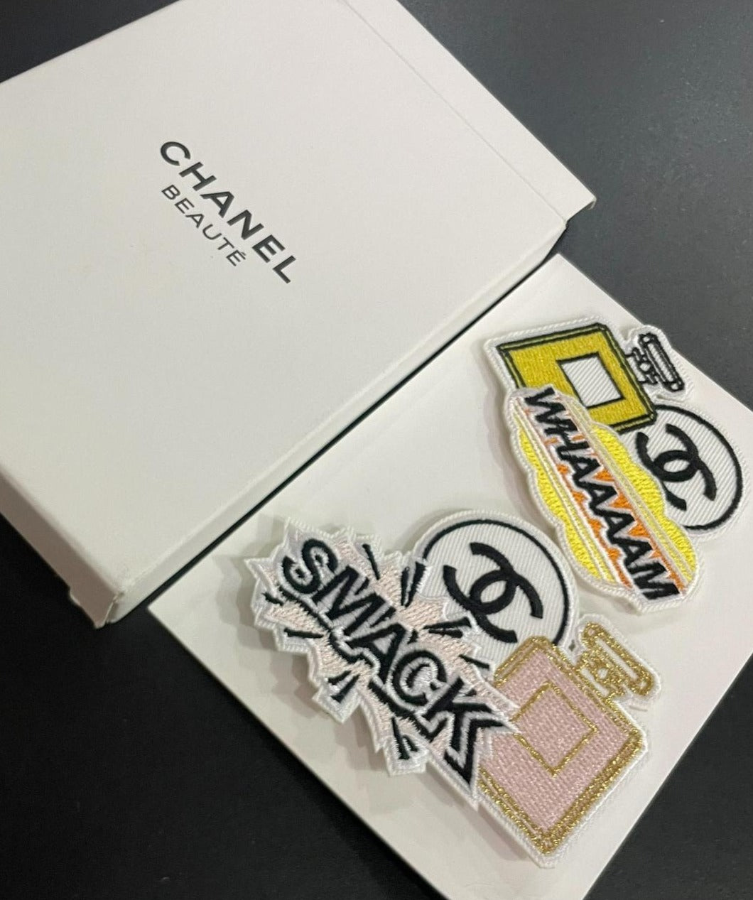 Chanel Woven brooch badge pin set of 2pcs