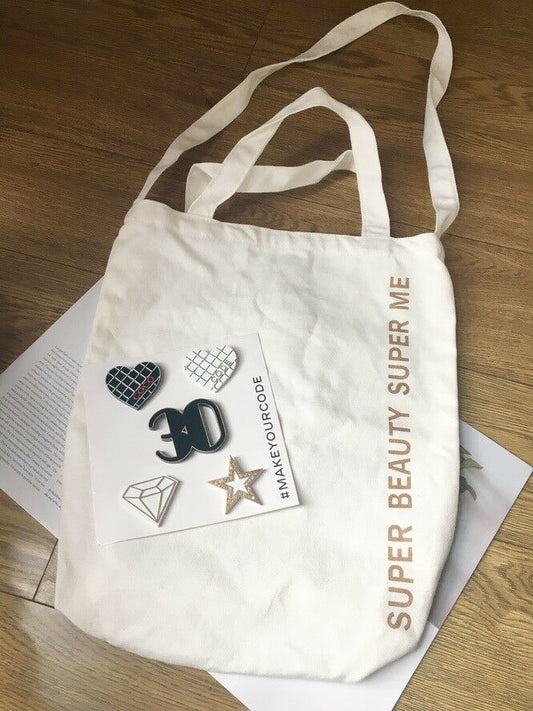 Chanel Event Super Beauty Super Me Tote Bag with Brooch Pins Set RARE