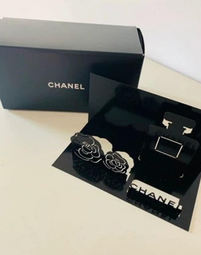 Chanel camellia name Card Holder Desktop Metal stand