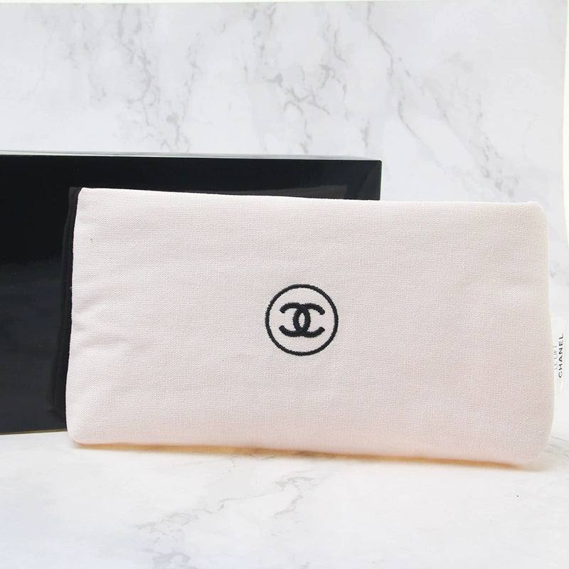 Le Lift Light Pink Linen Handy Makeup Pouch