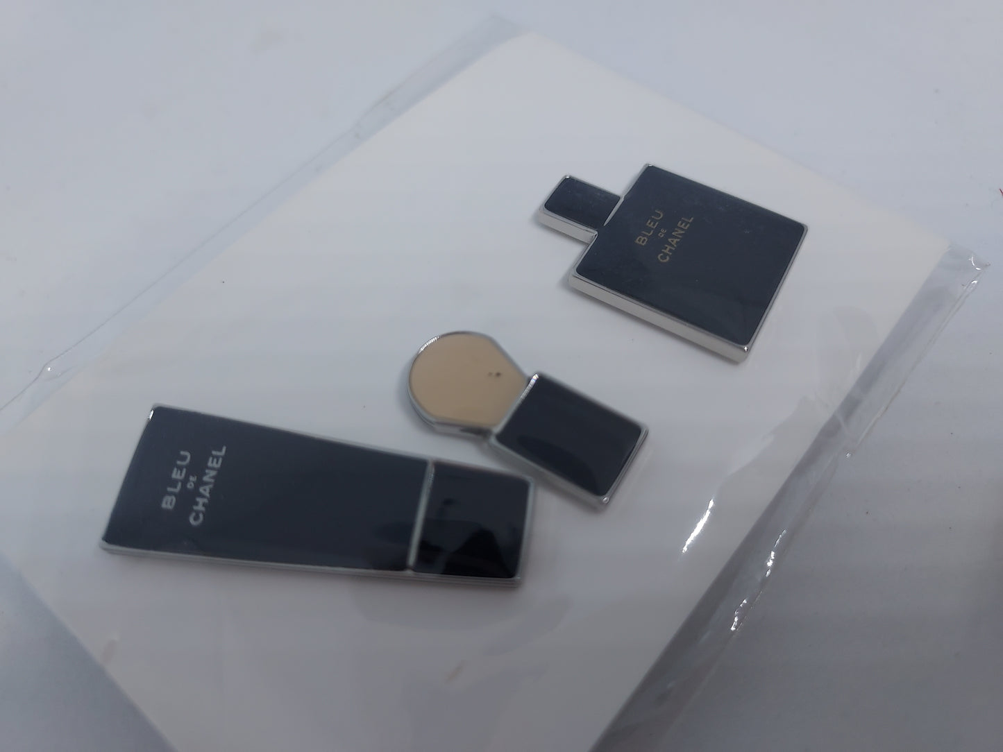 Bleu De Chanel pin brooch badge set of 3pcs VIP Gift