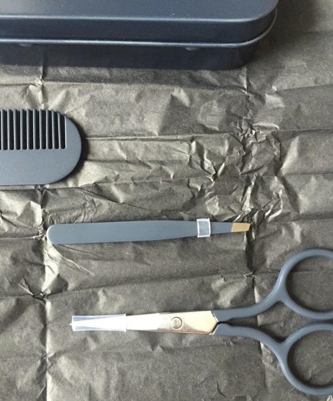 Bleu De Chanel scissors tweezers comb set of 3 pcs in case NEW VIP GIFT