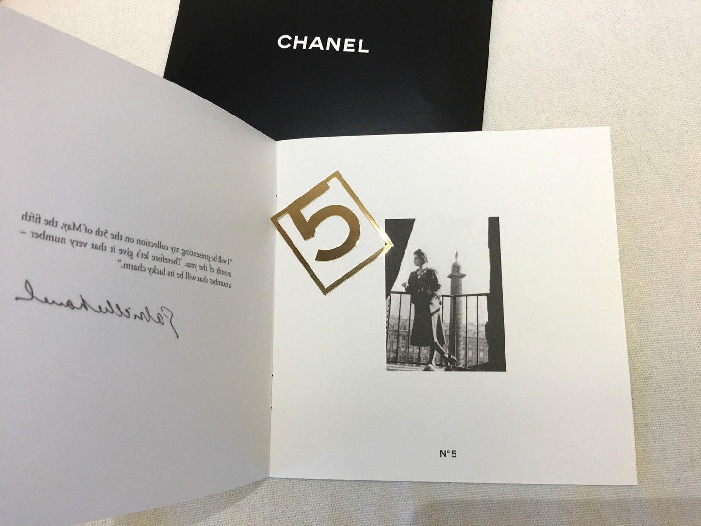 No. 5 CHANEL Gold BookMark bookplate Metal with booklet 2012 VIP gift