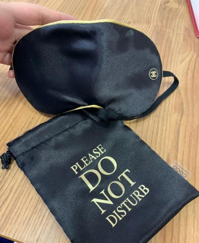 Chanel DO NOT DISTURB sleeping mask with pouch bag and Door Tag