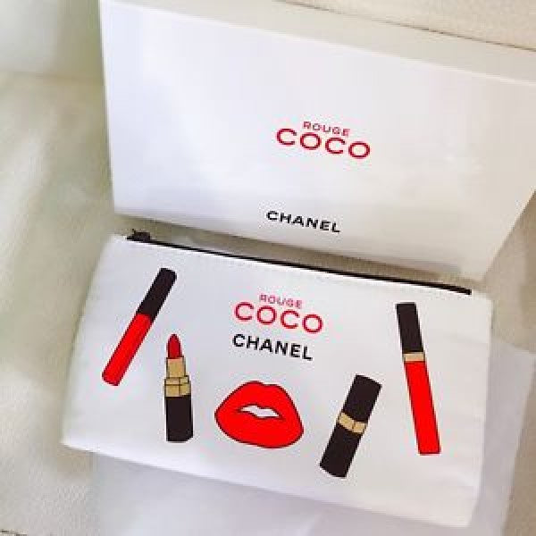 Chanel Rouge CoCo Padded cosmetics makeup case