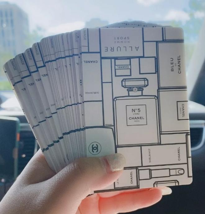 Allure Playing cards VIP gift from beauty counter