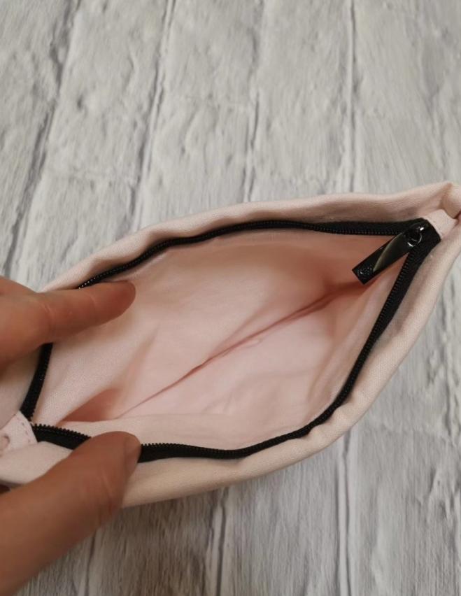 Le Lift Light Pink Linen Handy Makeup Pouch