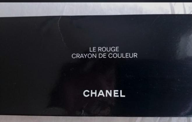 LE Rouge Crayon de Couleur Makeup Bag